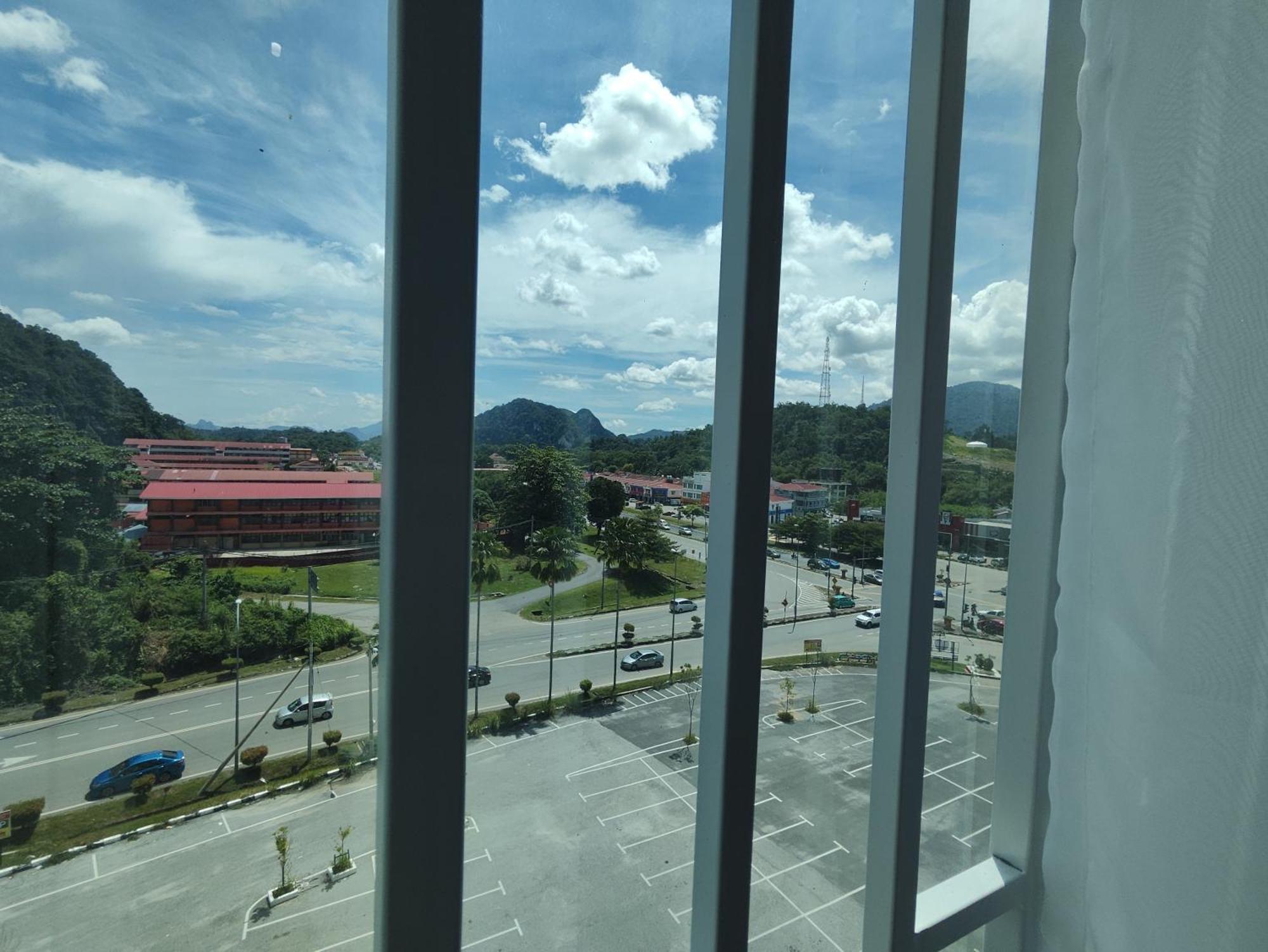 Homestay Studio Apartment Bentara Suite, Kompleks Mutiara Gua Musang Exterior foto